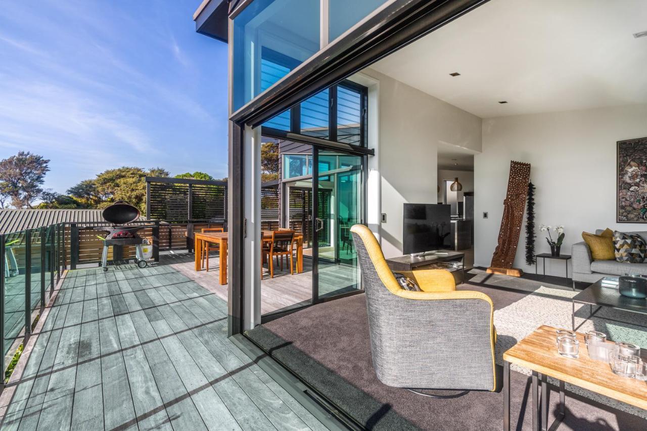 Вілла Taonga With Sea Views By Waiheke Unlimited Oneroa Екстер'єр фото