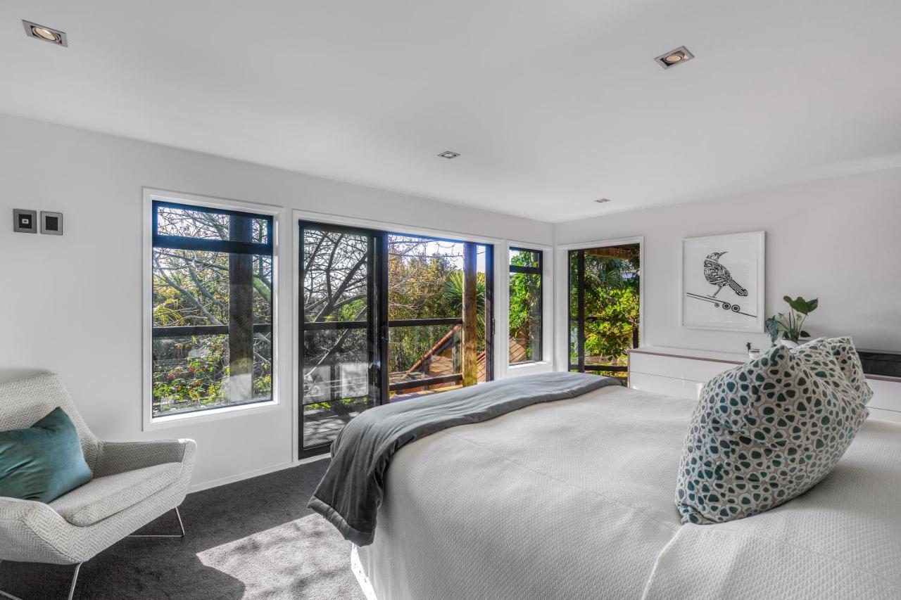 Вілла Taonga With Sea Views By Waiheke Unlimited Oneroa Екстер'єр фото